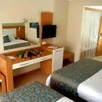 Hotel Side Win &