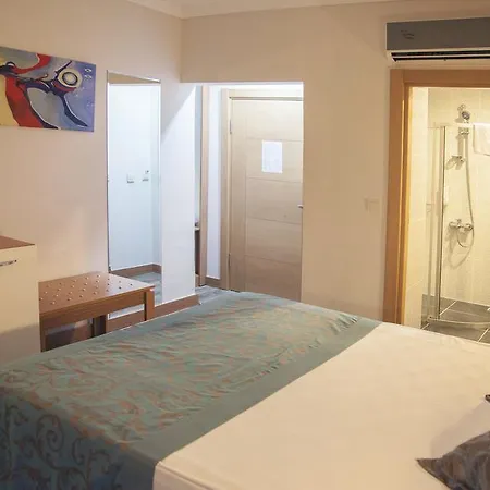 מלון Side Win & 3*