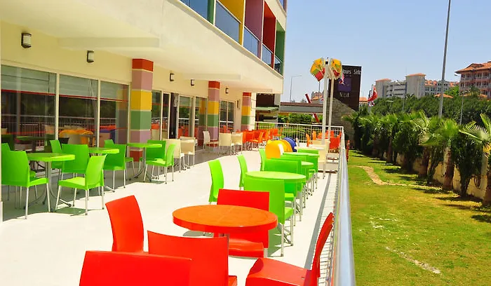 Ξενοδοχείο Side Win &