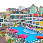 Side Win & Szálloda 3*