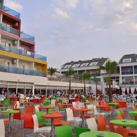 Ξενοδοχείο Side Win & 3*